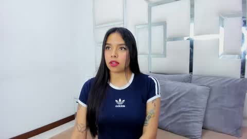 ZoeSwam online show from March 2025 10:45:02 AM