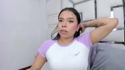 ZoeSwam online show from March 2026 03:18:02 AM