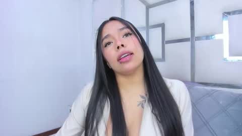 ZoeSwam online show from April 2026 12:20:02 PM