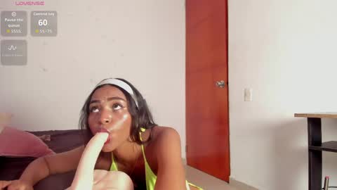 Snapshot of zoey_donovan_ chatting on June 2026 05:13:02 PM Zoe online show from June 2026 05:13:02 PM