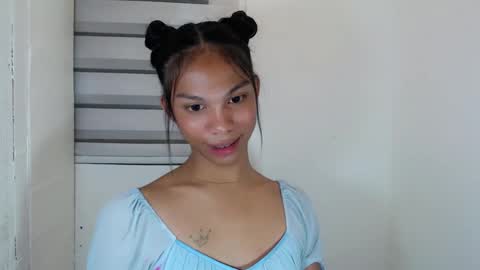 zoey online show from February 2025 04:37:01 AM