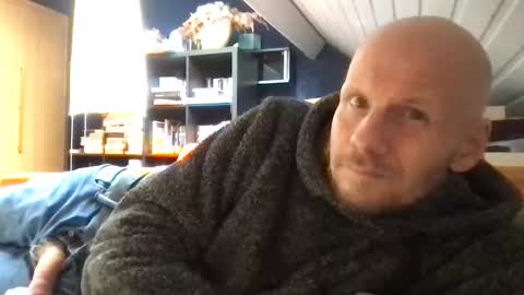 zolexthomas online show from October 2025 01:32:02 PM