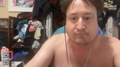 Snapshot of zone45887003 chatting on February 2026 08:12:02 AM daddybighardonlate online show from February 2026 08:12:02 AM