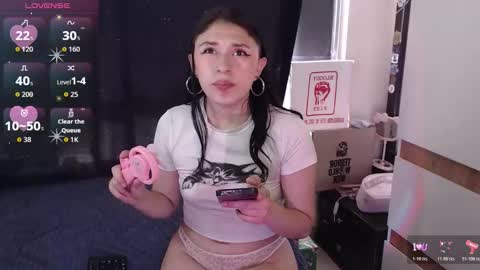 cintya kors online show from December 2025 06:50:01 PM