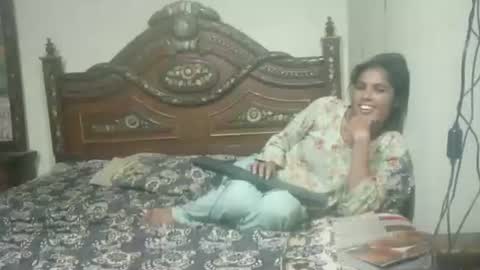 Snapshot of zoyakhan803 chatting on September 2025 11:49:02 PM zoyakhan803 online show from September 2025 11:49:02 PM