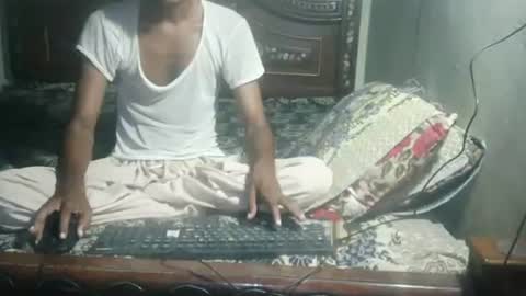 Snapshot of zoyakhan803 chatting on September 2025 11:39:02 PM zoyakhan803 online show from September 2025 11:39:02 PM