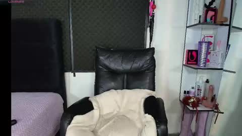 zpzphot online show from March 2026 07:06:02 PM