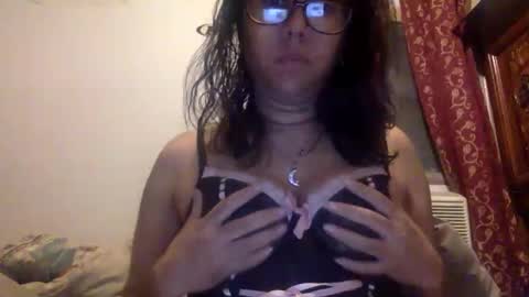 zsultana online show from April 2026 06:51:02 AM