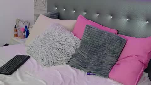 Snapshot of zurisaint chatting on January 2026 06:13:02 PM zurisaint online show from January 2026 06:13:02 PM