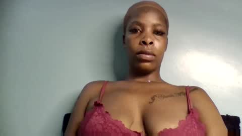Snapshot of zurivelvetstudio chatting on April 2026 11:59:02 AM zurivelvetstudio online show from April 2026 11:59:02 AM