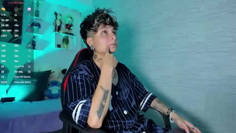 Snapshot of zuryramirez_ chatting on November 2025 09:25:01 PM Zury Ramirez online show from November 2025 09:25:01 PM