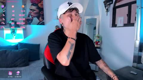 Snapshot of zuryramirez_ chatting on December 2025 07:10:02 PM Zury Ramirez online show from December 2025 07:10:02 PM