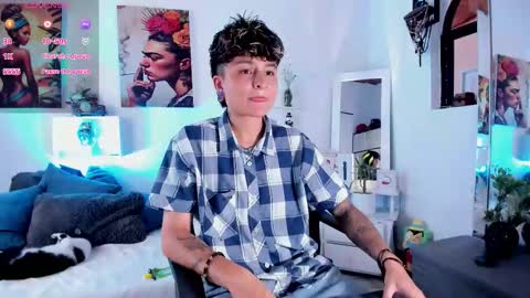 Snapshot of zuryramirez_ chatting on December 2025 08:13:02 PM Zury Ramirez online show from December 2025 08:13:02 PM