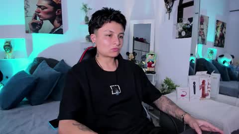 Snapshot of zuryramirez_ chatting on January 2026 08:24:02 PM Zury Ramirez online show from January 2026 08:24:02 PM