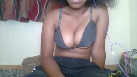 zyraelle_01 online show from April 2026 08:28:02 AM