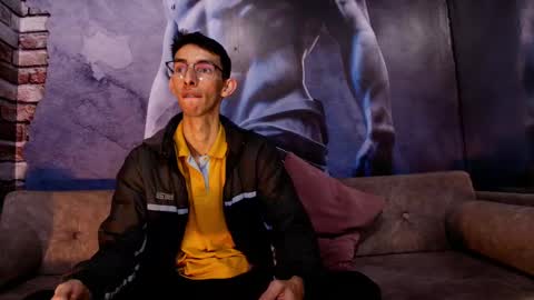 Zyro Nigth online show from November 2025 04:51:02 PM