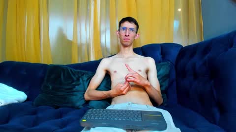 Zyro Nigth online show from November 2025 07:46:02 PM