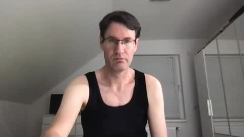 Snapshot of zzz123_cam chatting on February 2025 04:37:02 PM zzz123_cam online show from February 2025 04:37:02 PM