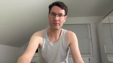 zzz123_cam online show from February 2026 10:43:01 PM