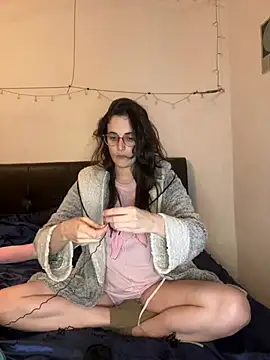 Snapshot of Lunaabbey chatting on March 2026 05:50:01 PM Lunaabbey online show from March 2026 05:50:01 PM