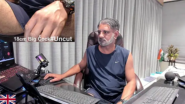 OnlineBossUK online show from February 2026 09:43:02 AM