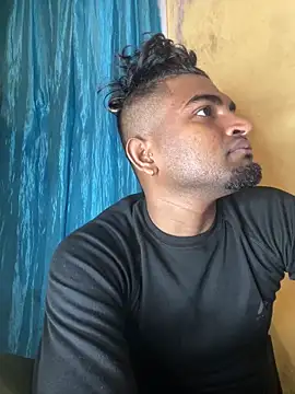 IviedWaster online show from December 2024 12:32:02 AM