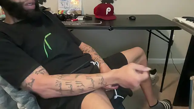 Snapshot of ANAKONDA_KIING chatting on December 2024 02:38:01 PM ANAKONDA KIING online show from December 2024 02:38:01 PM