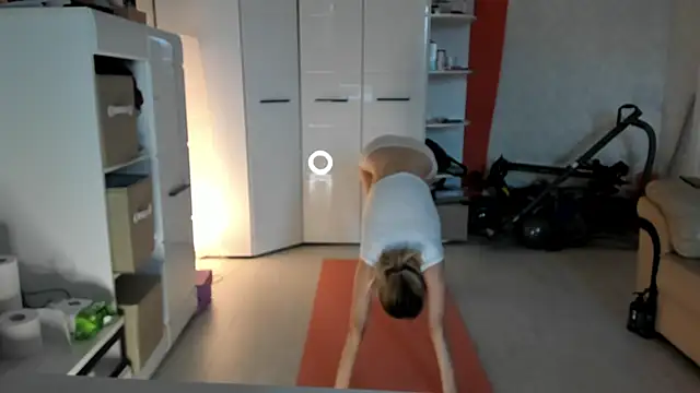 angelmommu online show from March 2025 04:47:01 AM