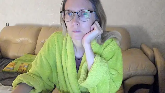 angelmommu online show from March 2025 05:17:02 PM