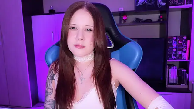 Snapshot of jasminevine chatting on July 2026 03:43:02 AM jasminevine online show from July 2026 03:43:02 AM
