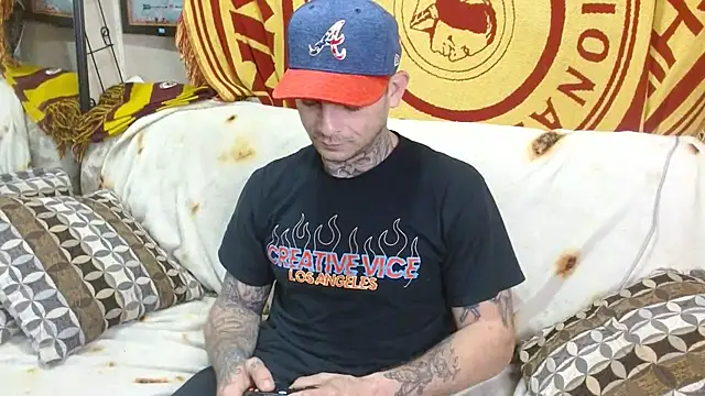 DADDY KANE8--- online show from February 2025 10:33:01 PM