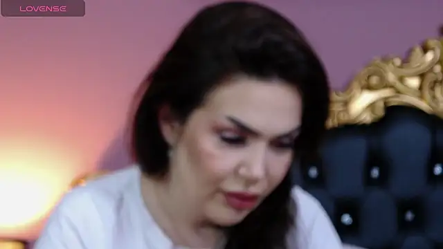 HessaHessy online show from February 2025 12:02:02 PM