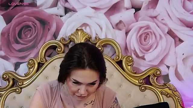 HessaHessy online show from April 2026 07:07:02 PM