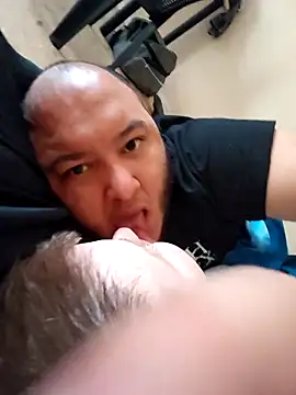 Snapshot of genderfluidco2 chatting on November 2025 08:56:01 AM genderfluidco2 online show from November 2025 08:56:01 AM