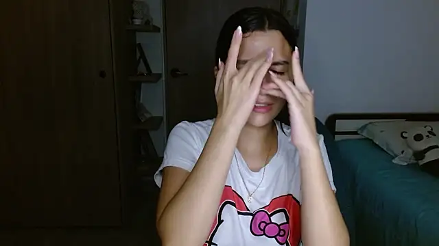 Snapshot of mia__lopez_ chatting on February 2026 04:02:02 AM mia lopez online show from February 2026 04:02:02 AM