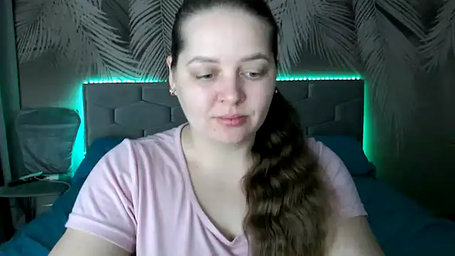 uliastar online show from January 2025 08:42:01 AM