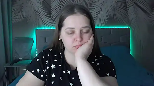 uliastar online show from February 2025 10:11:02 AM