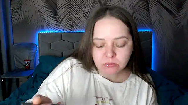 uliastar online show from February 2025 09:34:02 AM