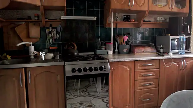 uliastar online show from March 2026 07:24:02 AM