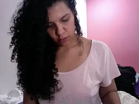 Snapshot of gatubelahot chatting on January 2025 04:25:02 AM gatubelahot online show from January 2025 04:25:02 AM