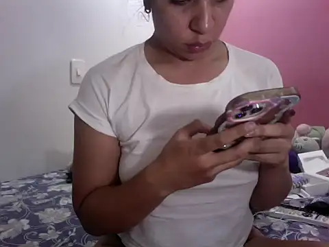 Snapshot of gatubelahot chatting on February 2025 02:06:02 AM gatubelahot online show from February 2025 02:06:02 AM