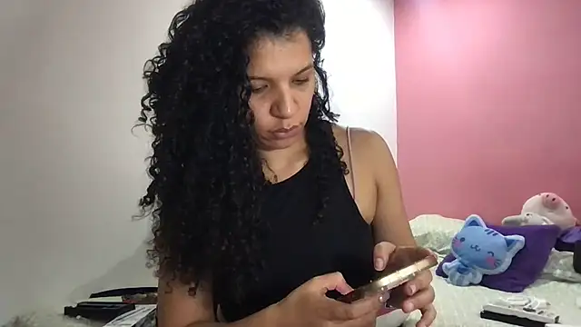 Snapshot of gatubelahot chatting on February 2025 09:47:02 PM gatubelahot online show from February 2025 09:47:02 PM