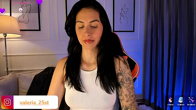 valeriia25  online show from March 2025 10:54:01 PM
