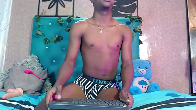 patrick  evans online show from February 2025 05:48:01 AM