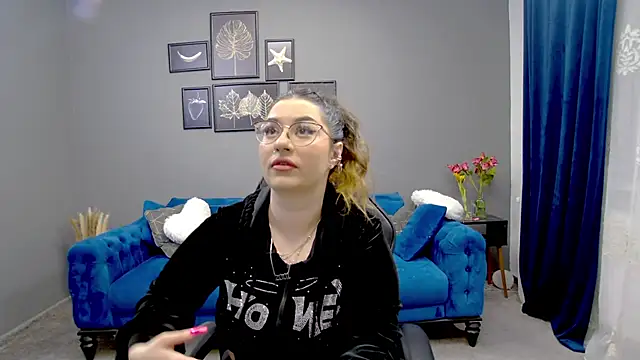 Katewalker  online show from March 2025 06:12:02 PM