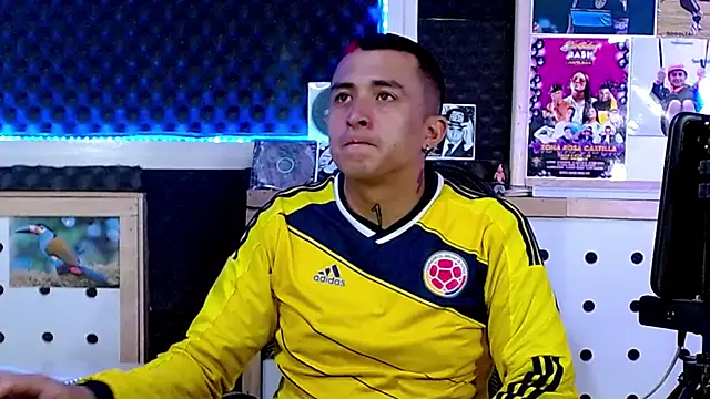 Darko0717 online show from March 2025 02:42:02 PM