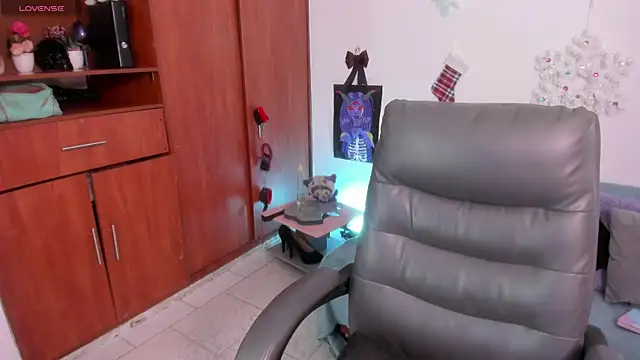 Cata green online show from December 2025 07:54:02 PM