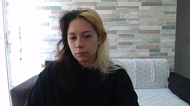 MommyMiaWs online show from September 2025 02:11:01 PM