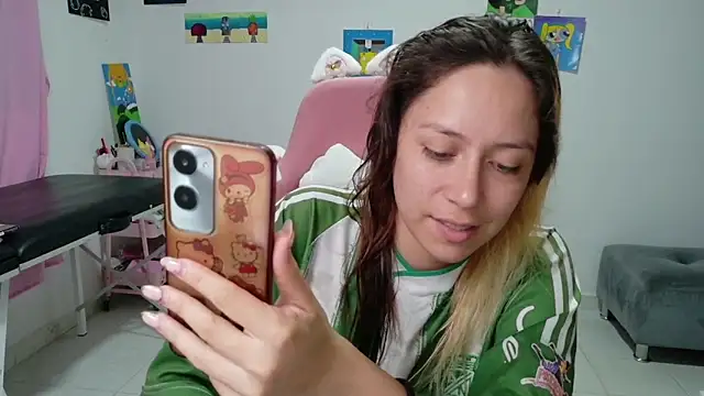 MommyMiaWs online show from January 2026 11:29:01 PM