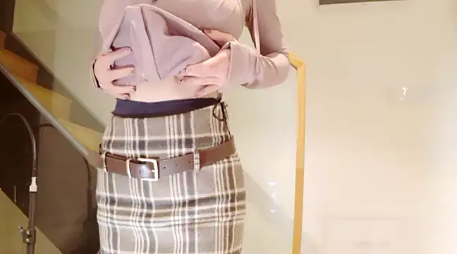 Snapshot of Serena-AU chatting on January 2025 02:43:01 PM Serena-AU online show from January 2025 02:43:01 PM